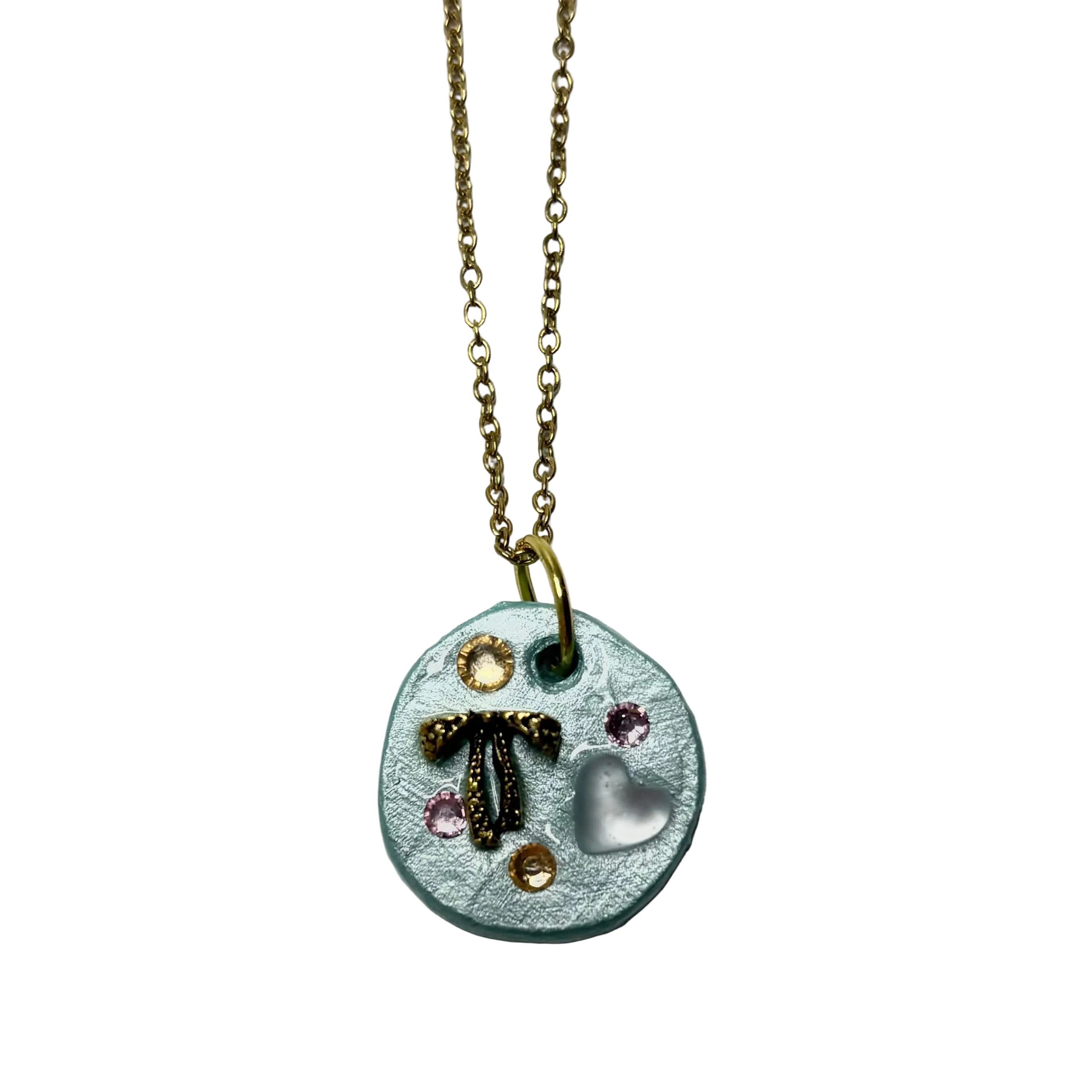 dolly pendant necklace