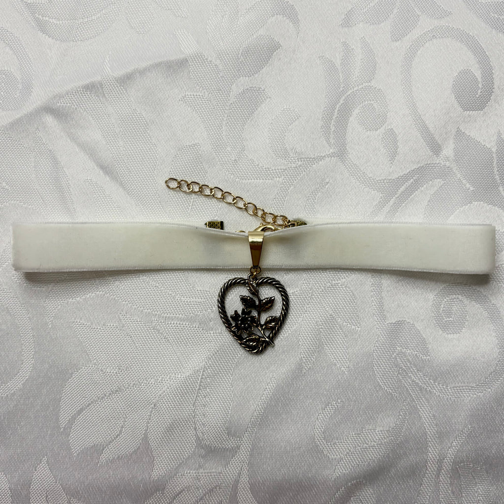 bette choker necklace
