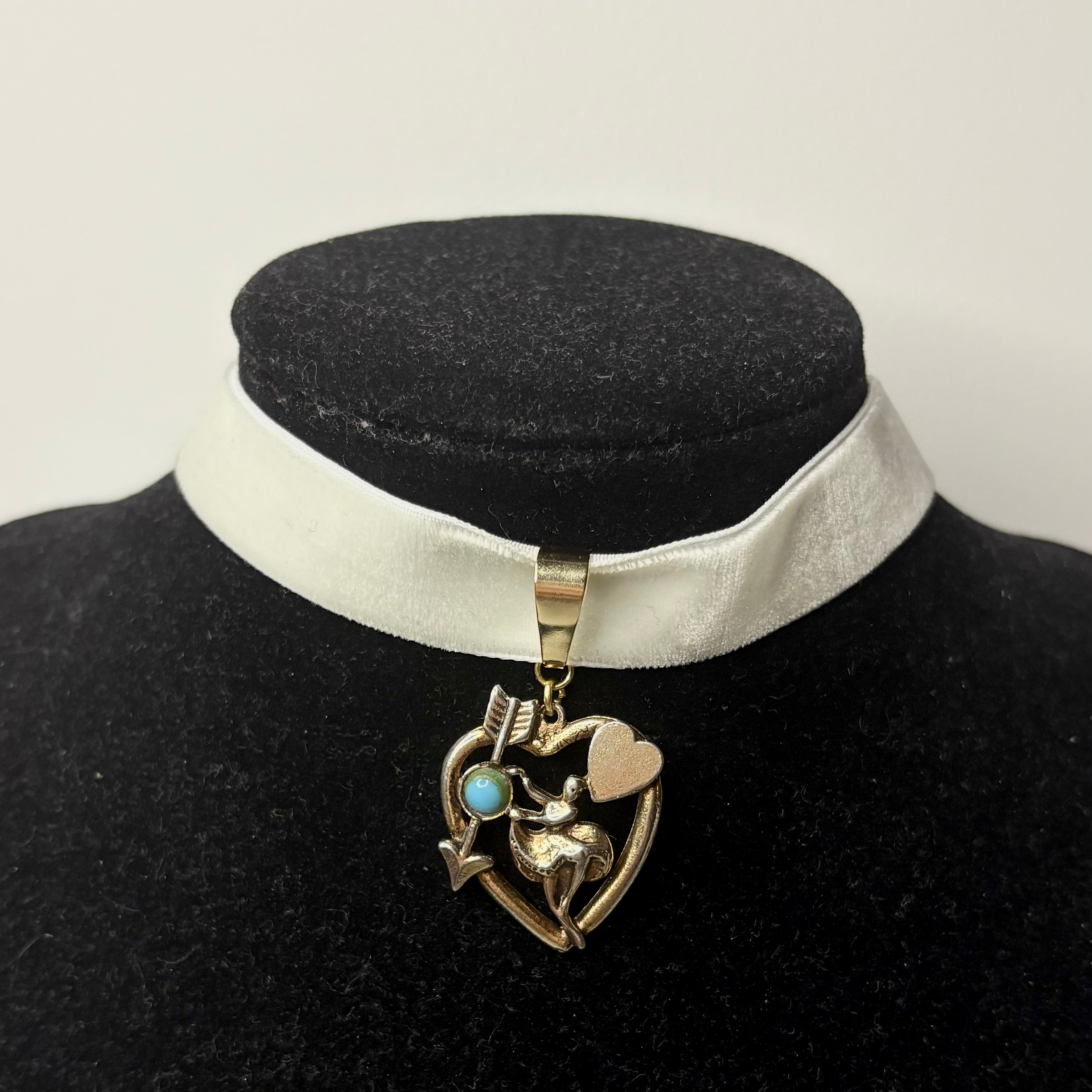 audrey choker necklace