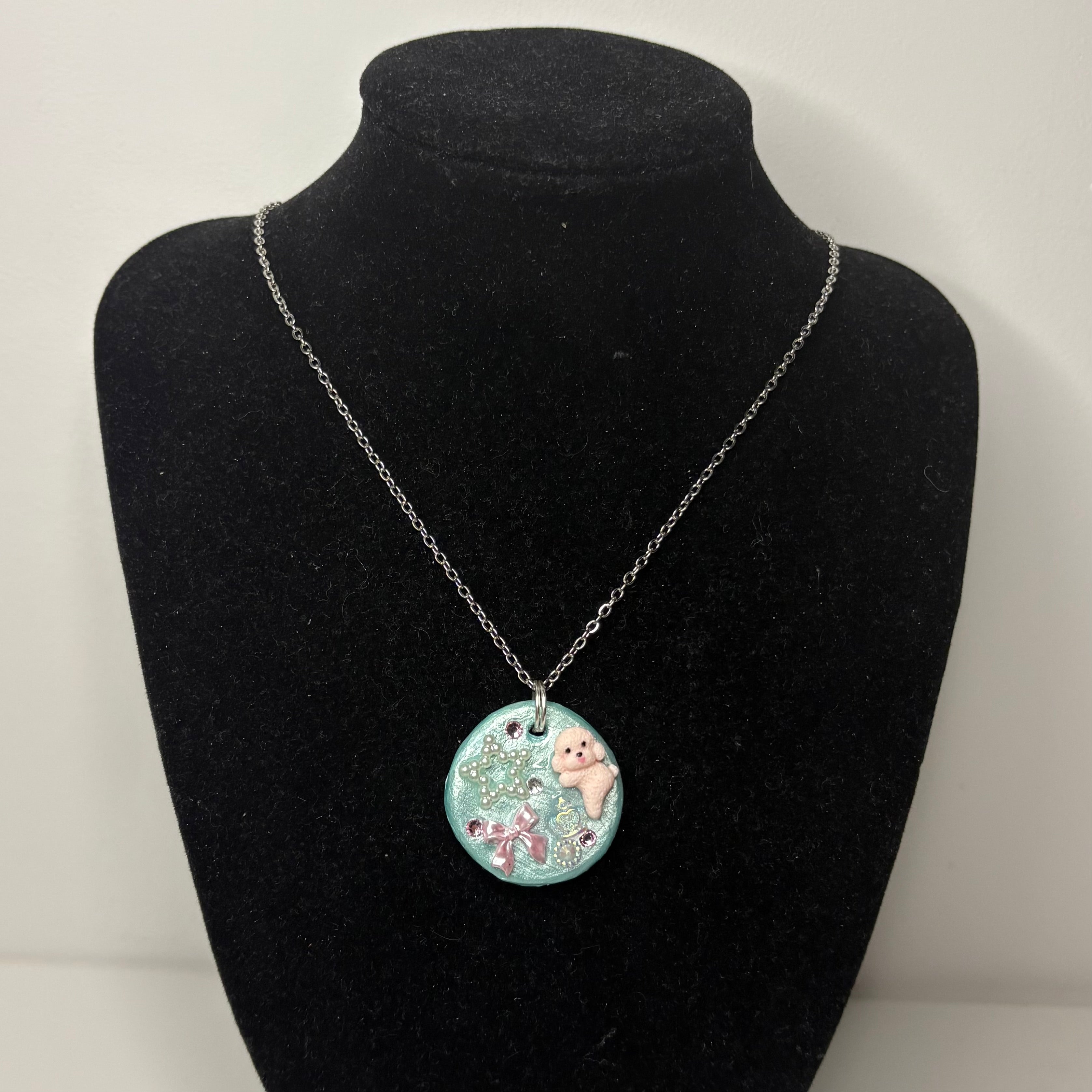 puppy deco necklace