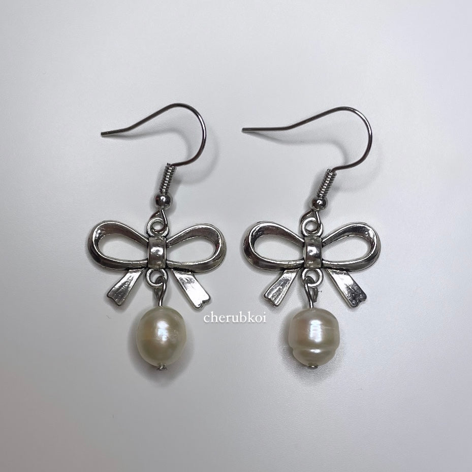 freshwater pearl earrings