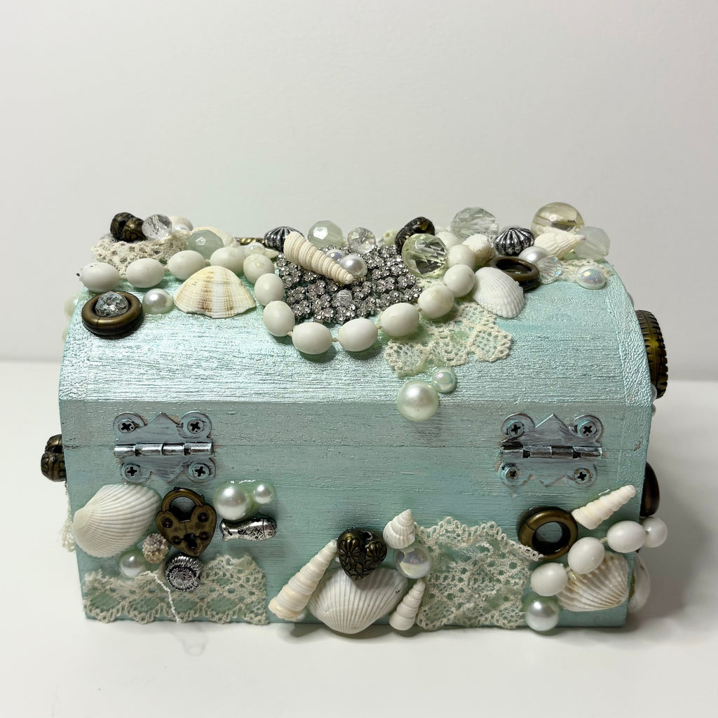 treasure trove jewelry box