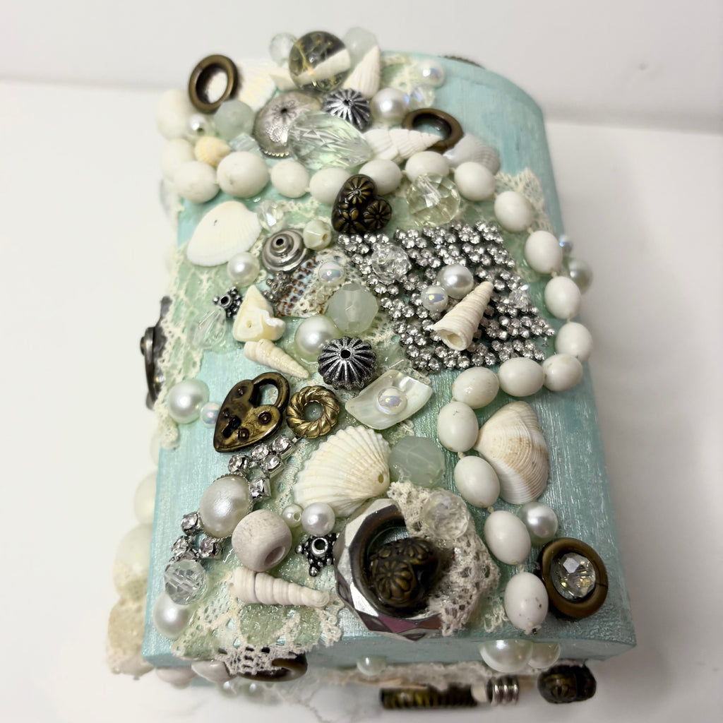treasure trove jewelry box
