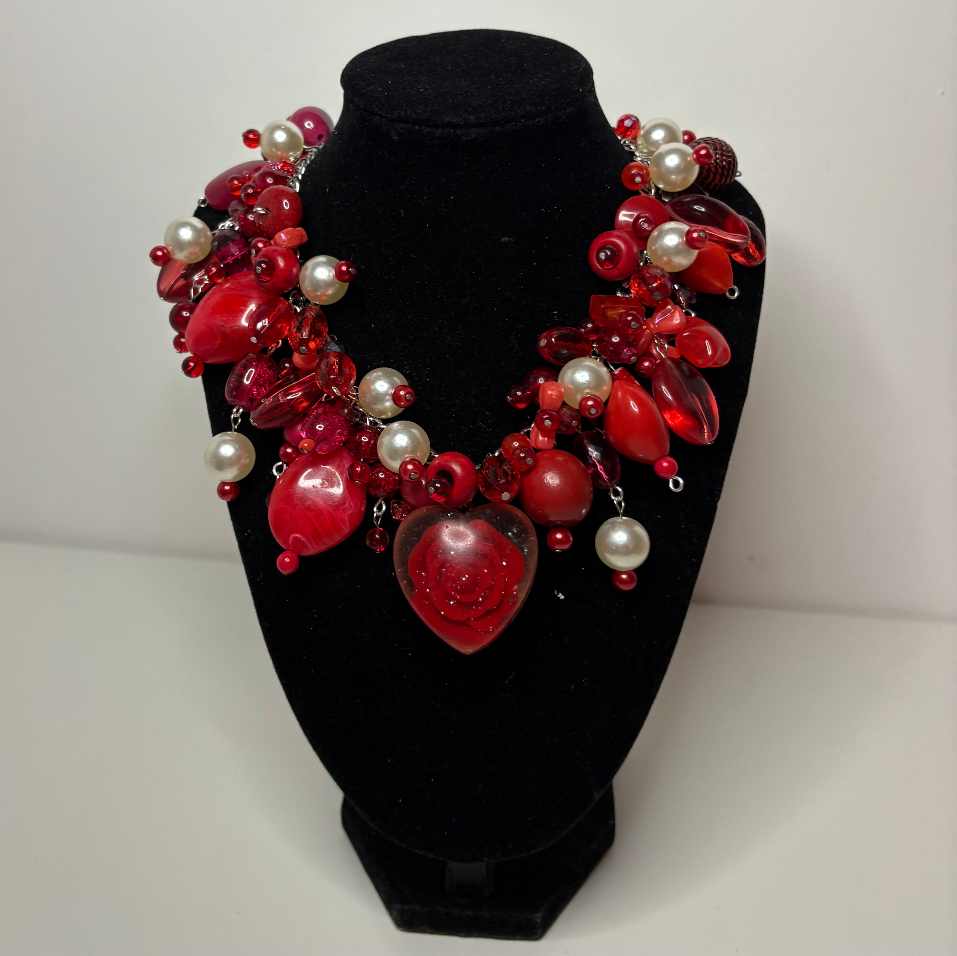 lovestruck clutter necklace