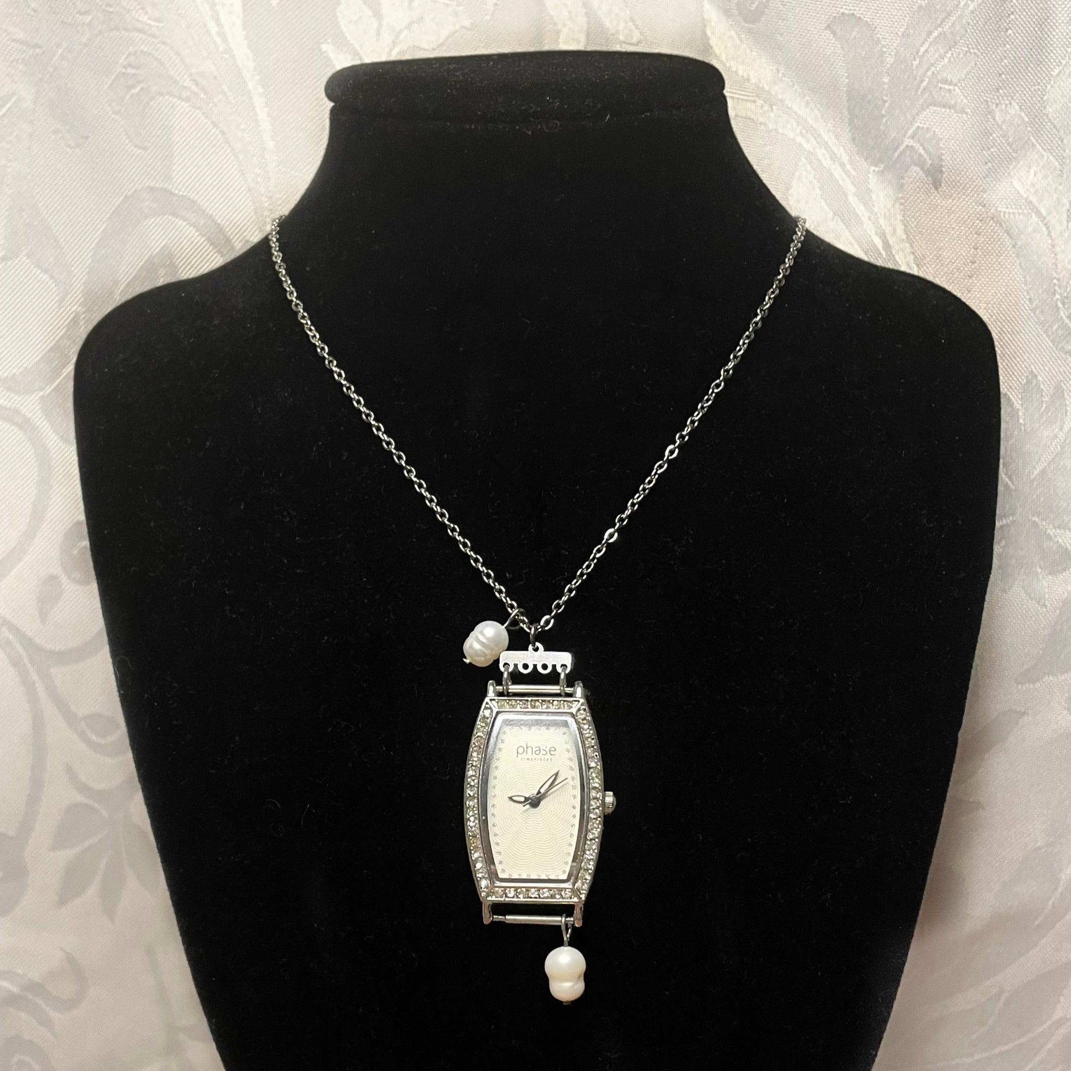 aaliyah watch necklace (not working)