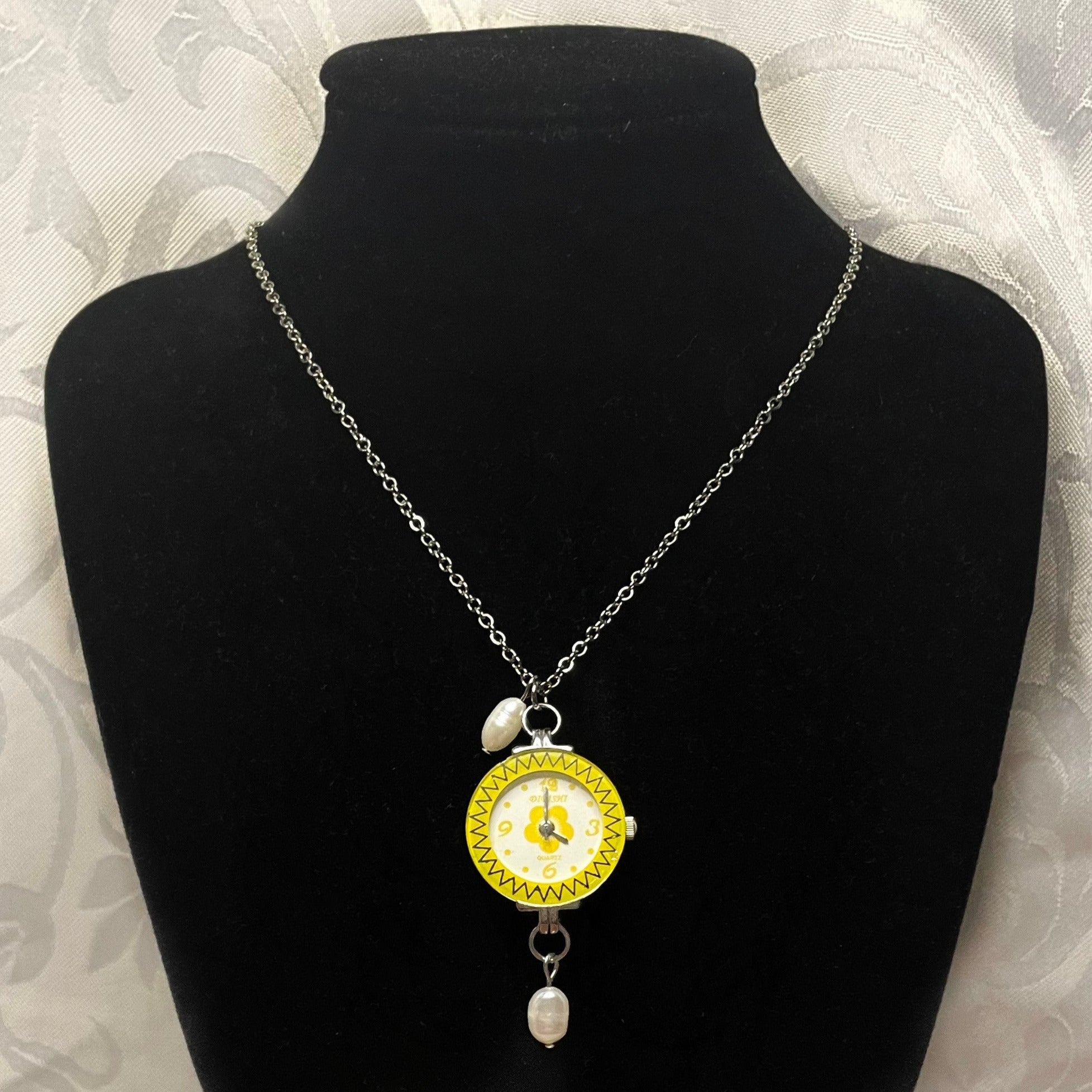 beatriz watch necklace (not working)