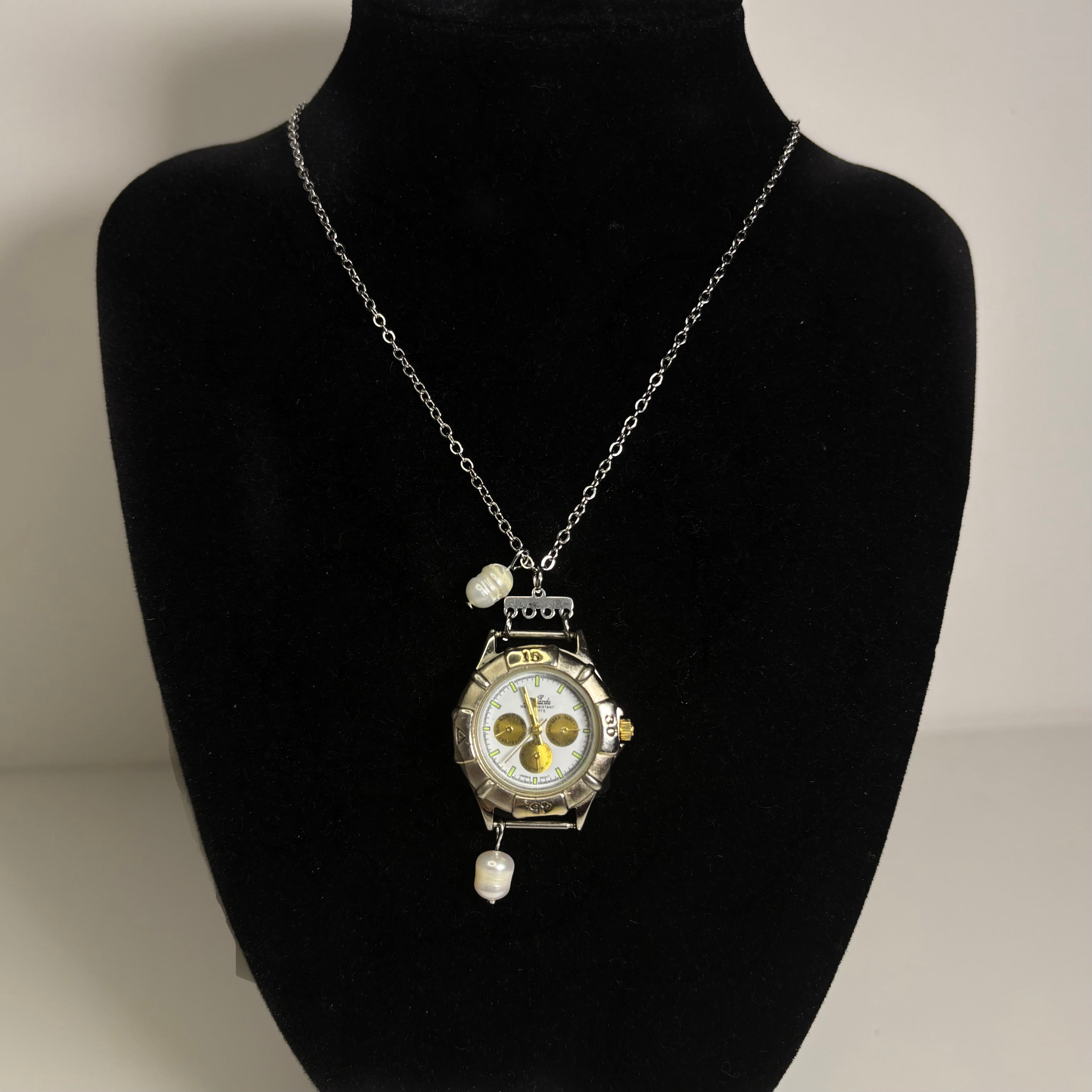 gene watch necklace (not working)