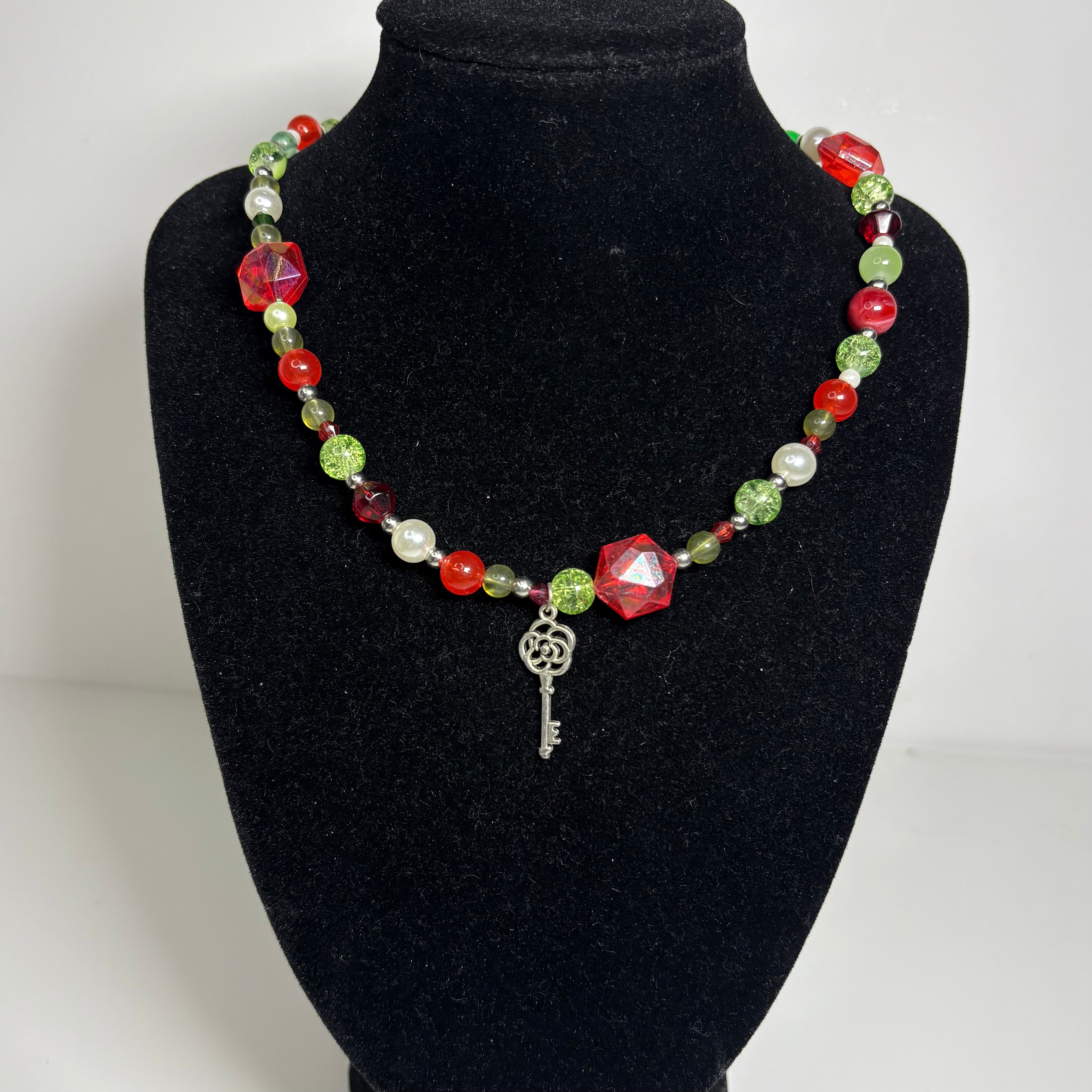 rose garden necklace