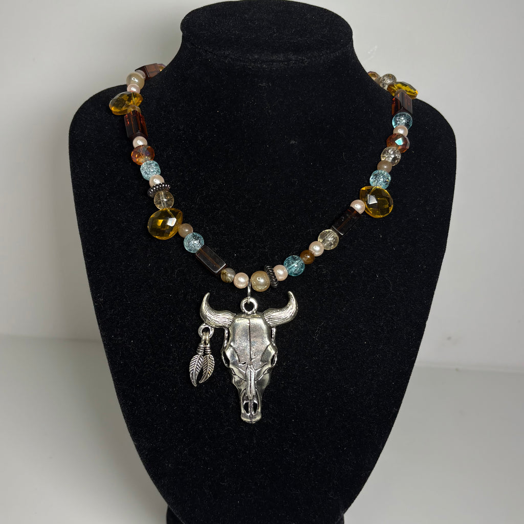 buckin beaded necklace